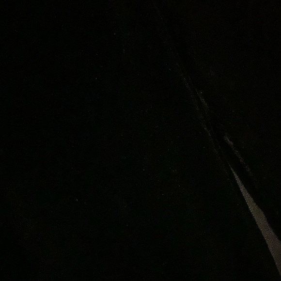 CDC Evening 90s Vintage Black Velvet Strapless Maxi Dress
Size 2 or Small - Picture 5 of 8